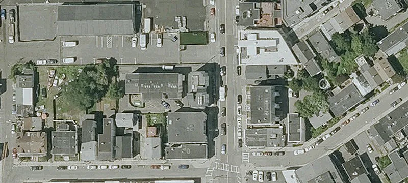 Newer Multifamily Building Near T