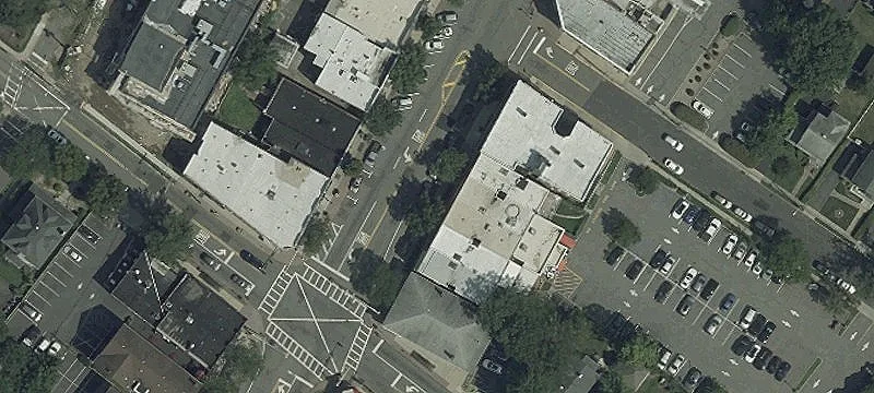 Mixed-Use Buildings in Leonia Downtown