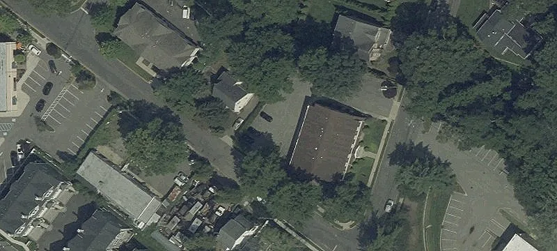 Well-Maintained Office Building For Sale