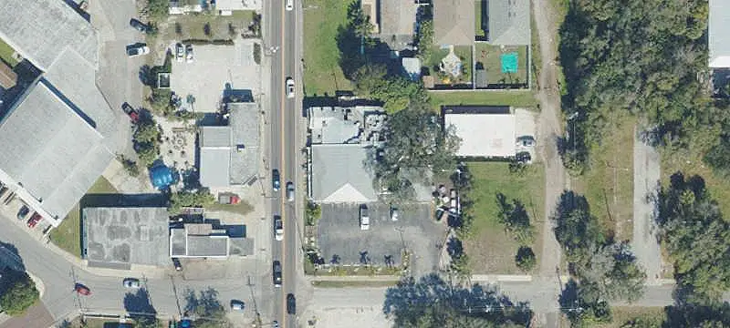 High-Visibility Commercial Property in Tarpon