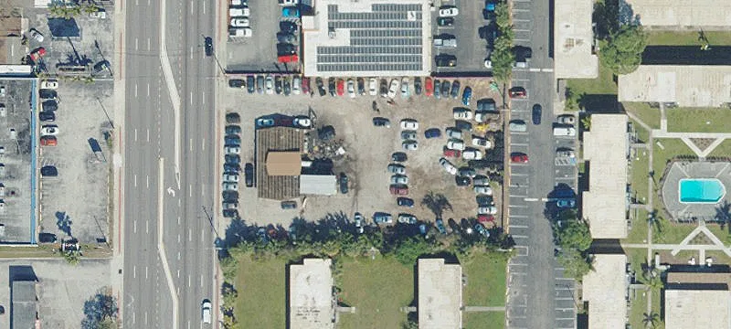 Prime Commercial Location on 66th