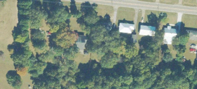 Commercial Property Near Shopping Center