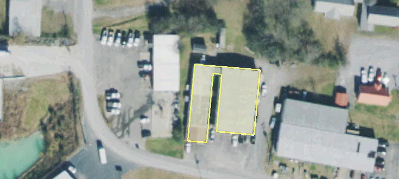 Versatile Commercial Building with Shop