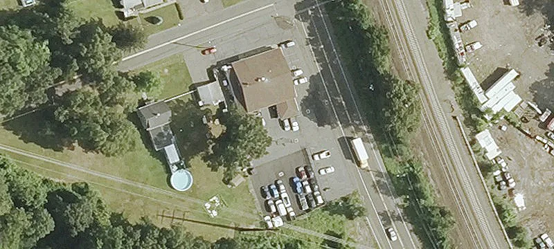 Versatile Commercial/Industrial Building For Sale