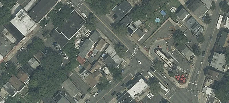 Renovated Mixed-Use Building For Sale