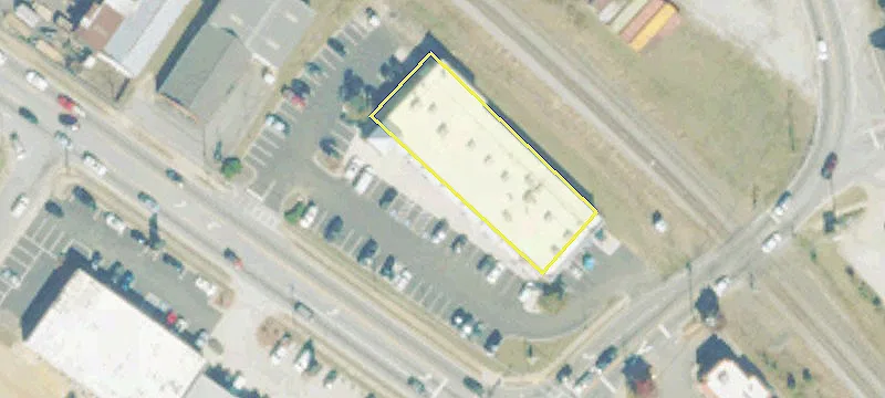 Commercial Lot in High-Traffic Area