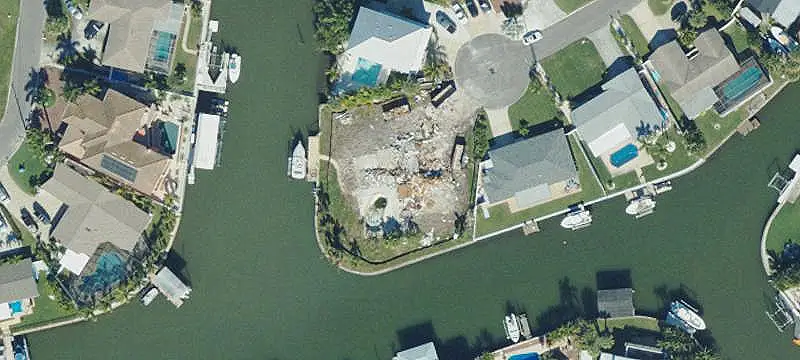 Waterfront Lot in Harbor Hills