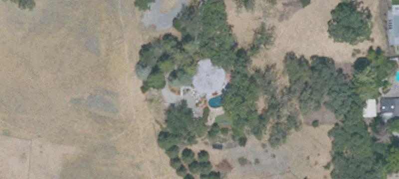 Estate Lot in Happy Valley