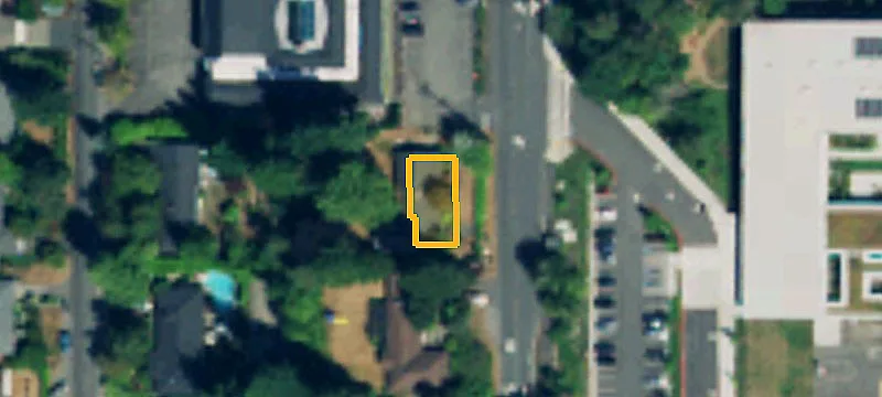 Mercer Island Level Lot