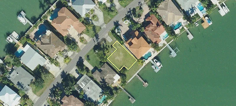 Waterfront Lot in Redington Beach
