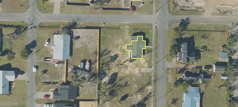 Prime Commercial Lot on Florida