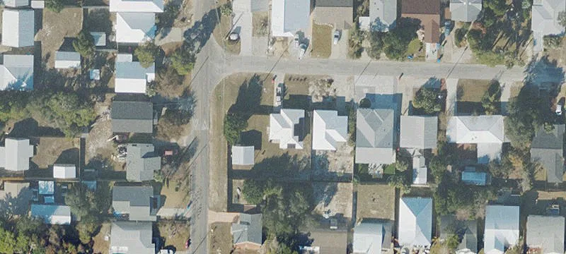 Corner Lot Near Beach Access