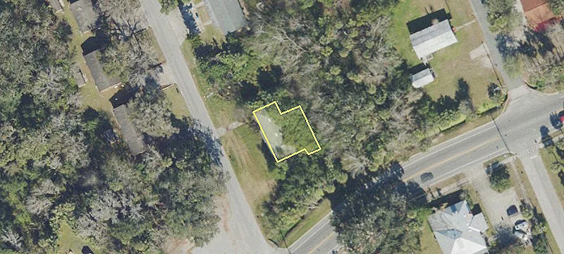 Mixed-Use Lot Near Historic District
