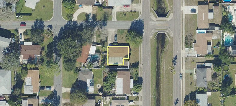 Commercial Lot in Vibrant Community