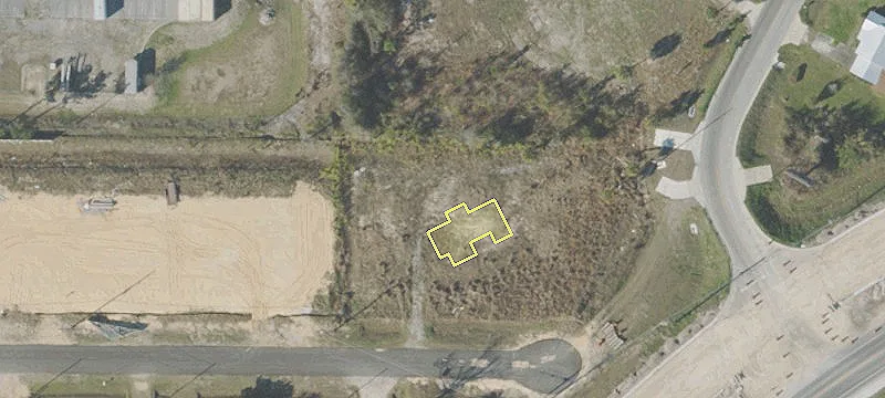 Commercial Lot Near Sweet Bay