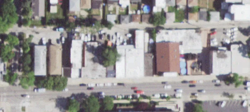 Retail Strip Mall Near Rogers Park