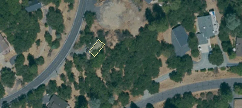 Treed Lot in Quiet Neighborhood