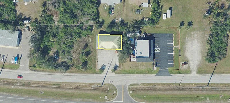 Commercial Lot in Englewood