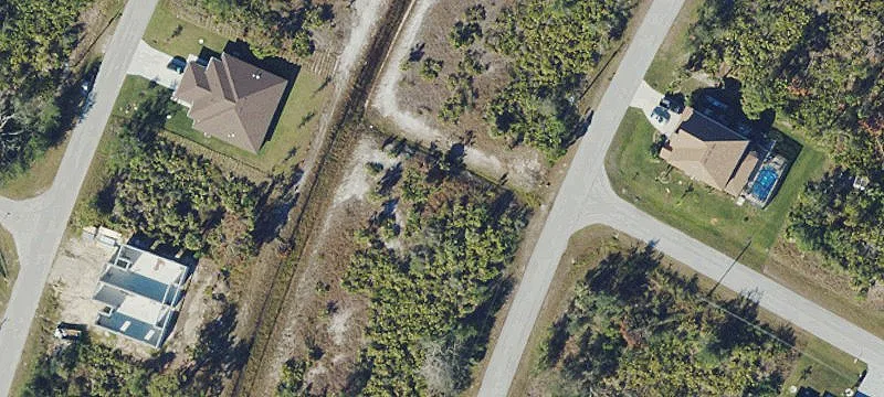 Spacious Residential Lot in Port Charlotte