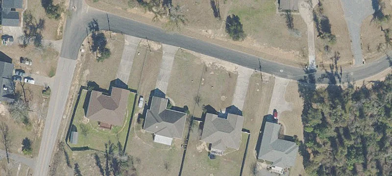 Golf Community Lot Near Pond