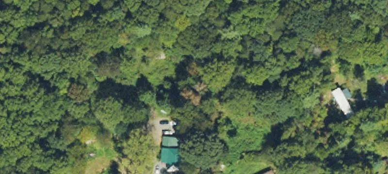 Flat Land in Convenient Location