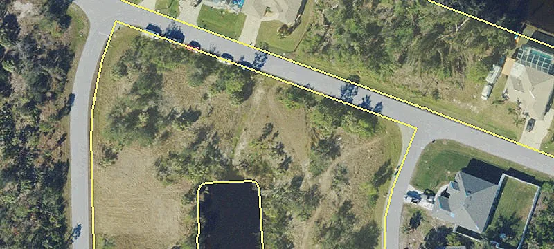 Waterfront Lot in South Gulf
