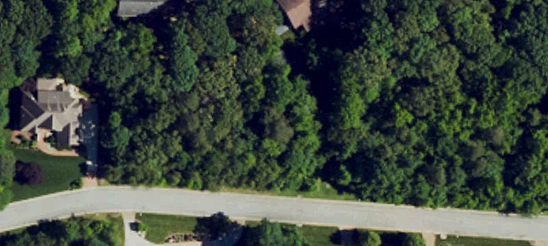 Residential Lot in Golf Community