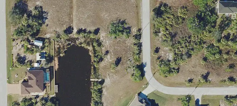 Waterfront Lot in South Gulf