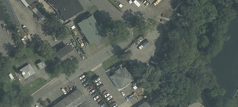 Midland Park Open Garage Space