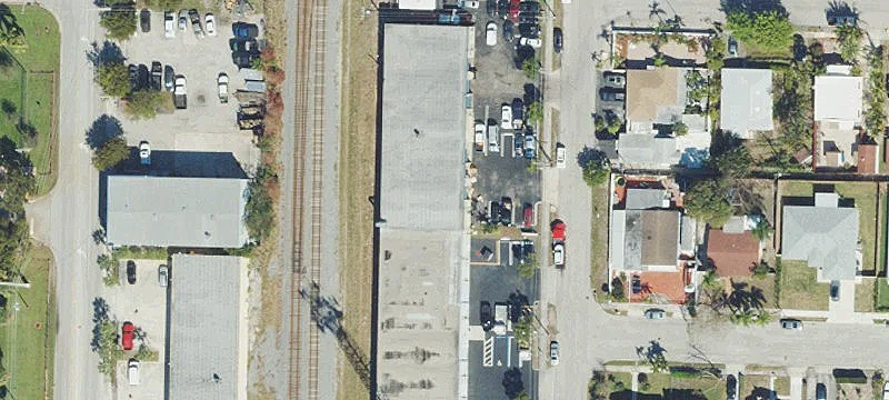 Warehouse Space in West Palm