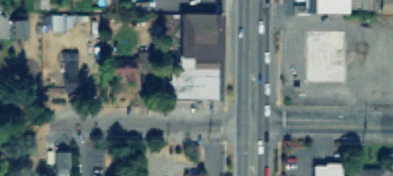 High-Traffic Retail/Office End Cap