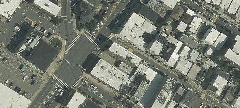 Prime Retail Space on Kennedy