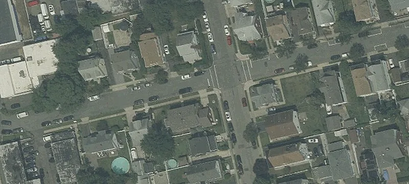 Commercial Garage Space in Clifton