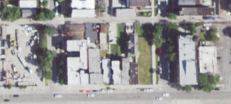 Retail Space in Humboldt Park