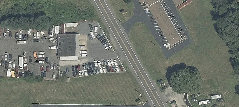 Automotive Facility on 3.04 Acres