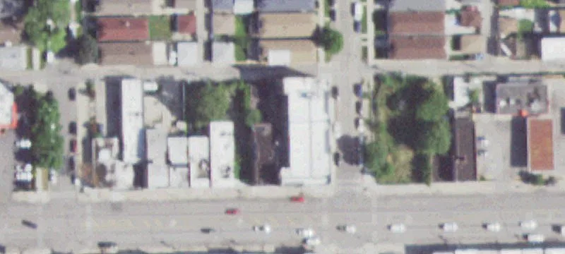 Commercial Storefront in Chicago Lawn