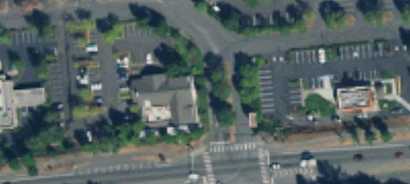 Restaurant Building with Large Lot
