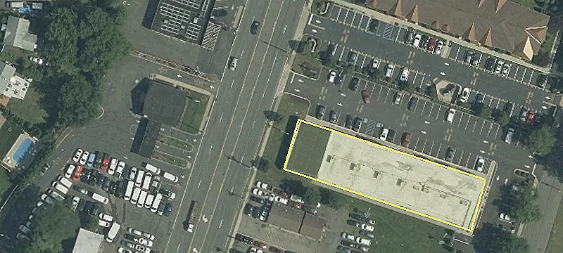 Avenel Shopping Center For Sale