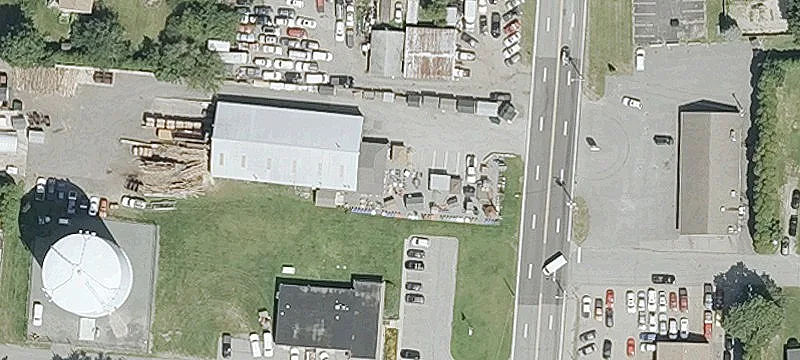 Versatile Commercial Building on Main Road