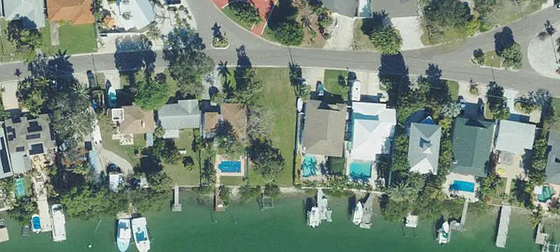 Waterfront Lot on Indian Rocks