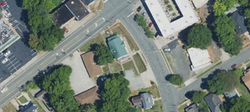 Renovated Commercial Space Near Downtown