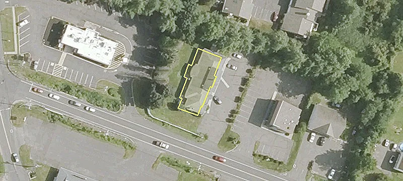 Commercial Condo in Busy Plaza