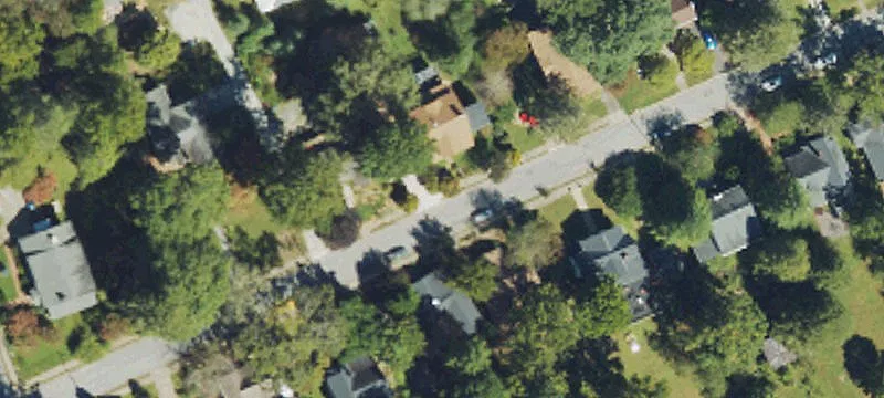 Corner Lot in Straus Park