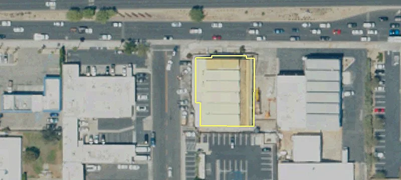 Prime Palm Springs Retail Opportunity