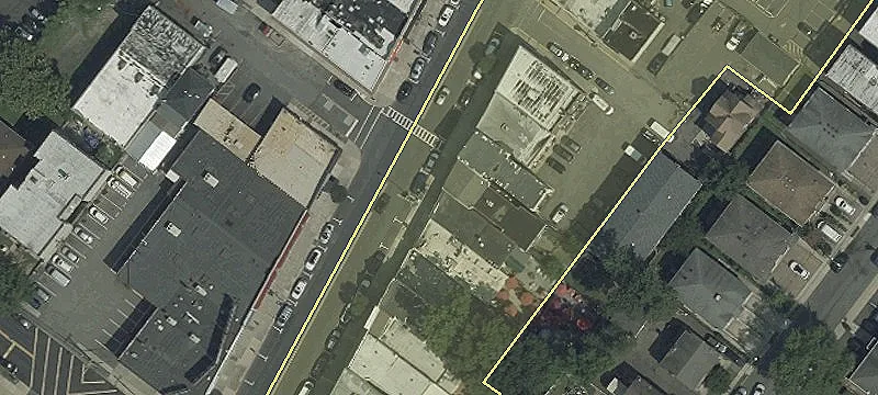 Newly Renovated Retail/Office Space