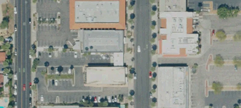Palm Springs Retail/Showroom Building