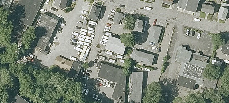 Versatile Arlington Commercial Property