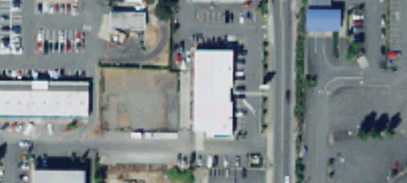 High-Visibility Land in Commercial Corridor