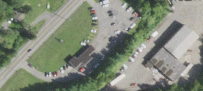 Route 9W Commercial Building