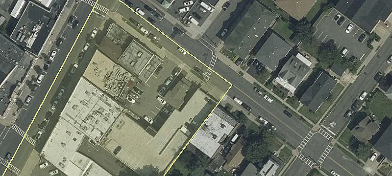 Retail Space in Palisades Park
